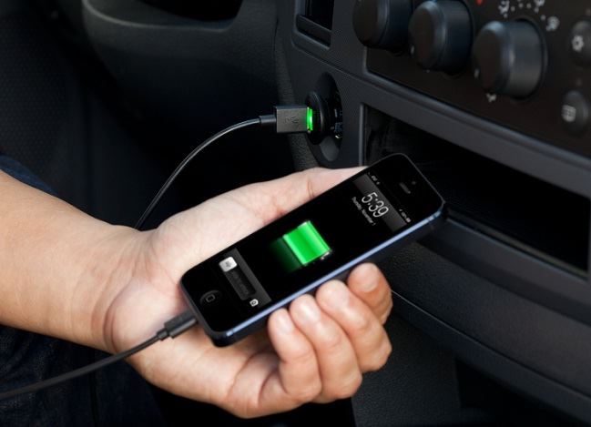 金 F8J090bt04-BLK 2.1A单USB口车载充电器