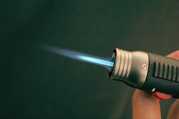 营地笔式喷枪-汽车用品-亚马逊 [辣椒水, 防狼喷