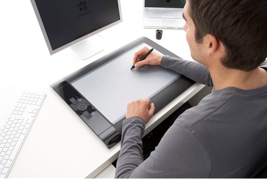 Wacom 和冠 影拓四代XL号数位板  PTK-1240 黑色-办公用品-亚马逊