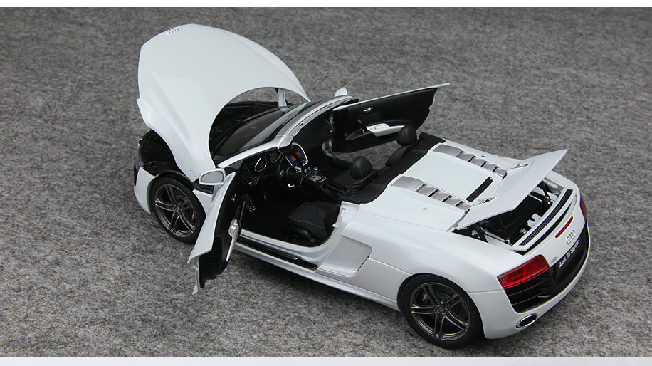 KYOSHO 京商 1:18奥迪R8Spyder敞篷车模\/银灰色09217SGR-C-玩具-亚马逊